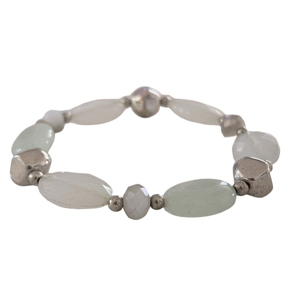 Beaded Silver & White Natural Stone Stretch Bracelet - Picture 3 of 5
